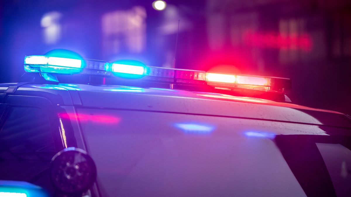 A stock photo of lights on top of a police cruiser