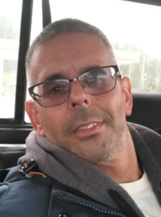 A picture of Barry Medeiros' face from his obituary