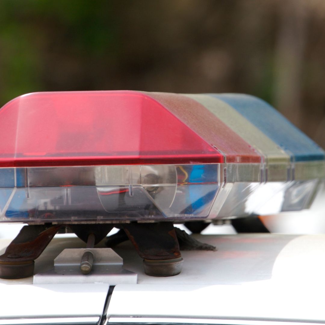 Driver found unresponsive behind the wheel in Charlton arrested for suspended license and fentanyl possession