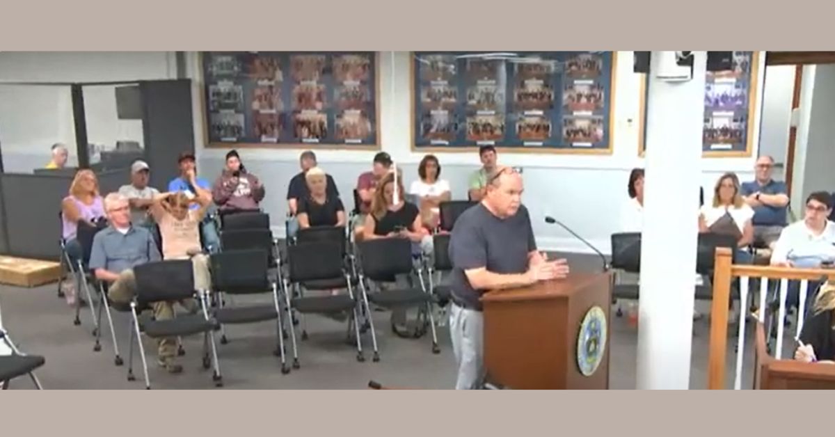 Untitled design 2025 08 23T183357.054