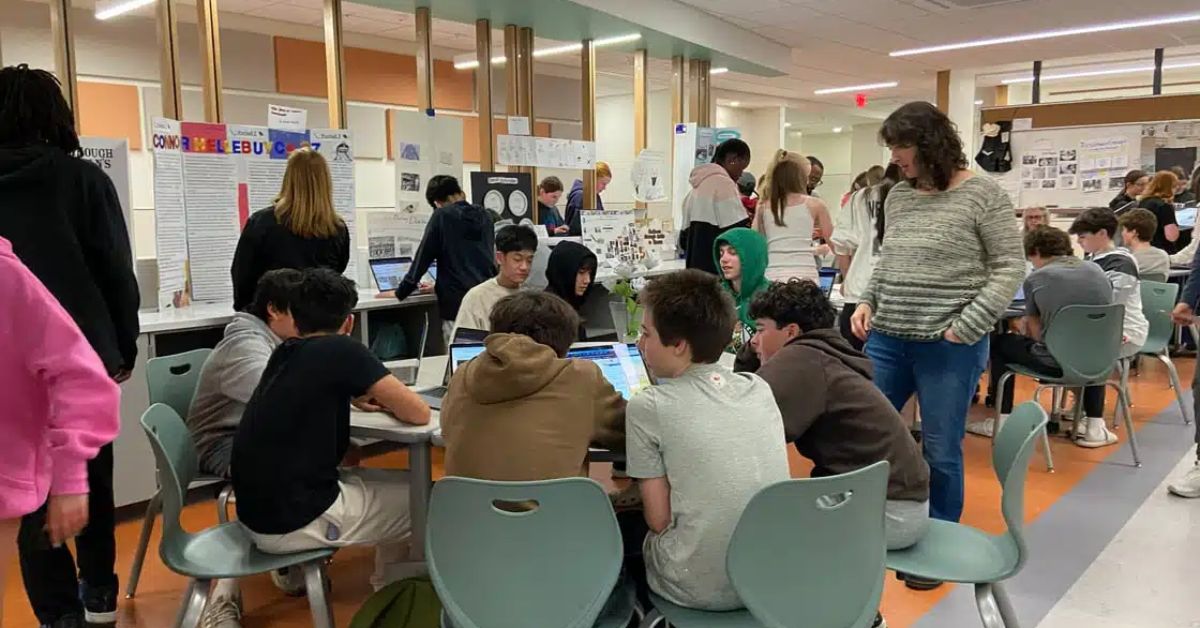 Concord Middle School eighth graders present “Walking Museum” of Holocaust resilience projects