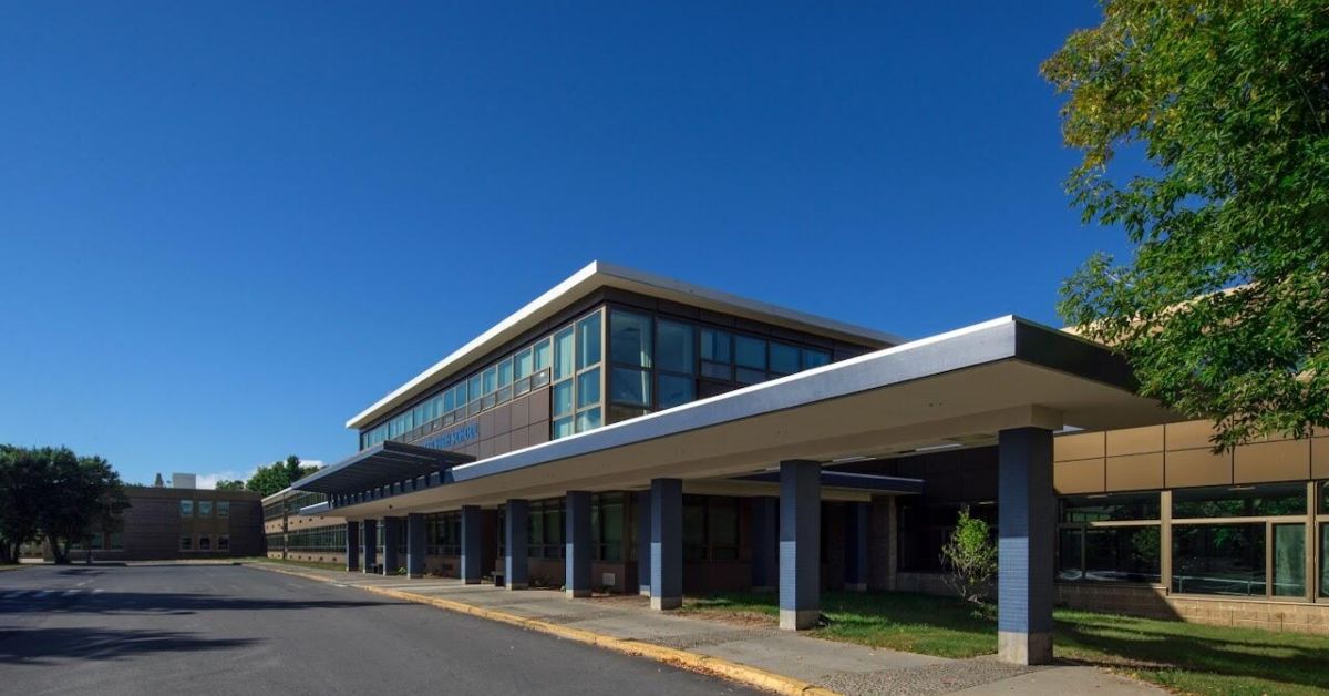 Leominster High School